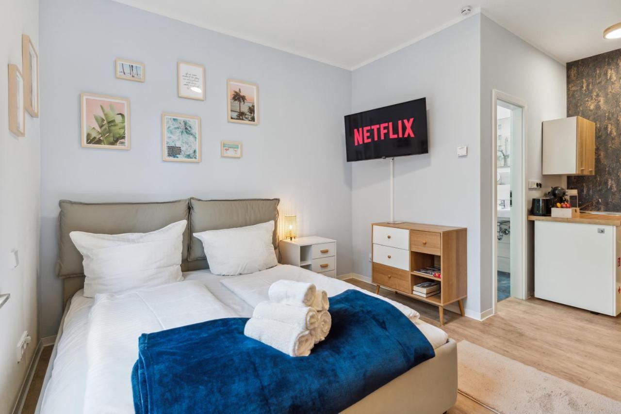 Vorstadtoase - 2 Personen - Eichwalde, Naehe Ber - Queensize-Bett, Netflix, Parken Eksteriør bilde